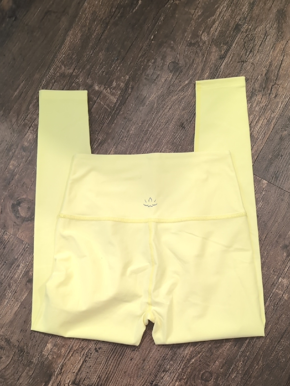 Beyond yoga neon yellow legging